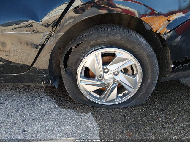 KMHLL4DG2RU642725 Hyundai ELANTRA SE