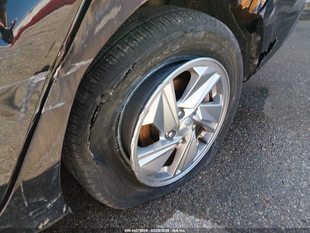 KMHLL4DG2RU642725 Hyundai ELANTRA SE