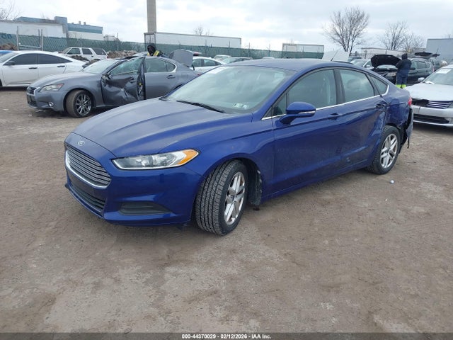 3FA6P0H76FR122688 Ford FUSION SE
