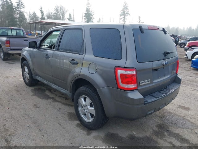 2009 FORD ESCAPE 1FMCU92779KB88397 Photo 2