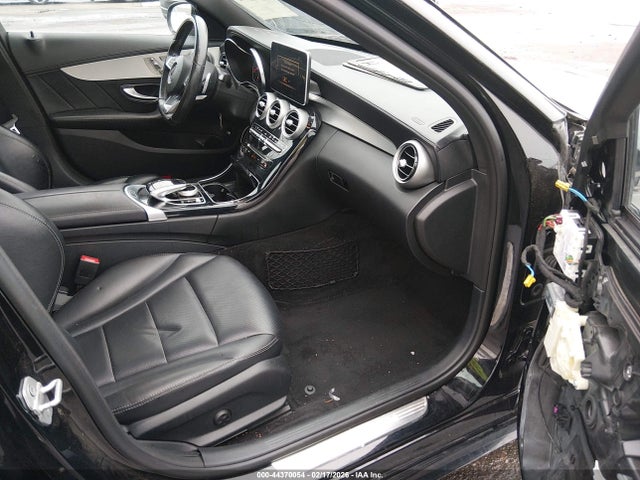 Продажа на аукционе авто 2015 Mercedes-benz C 400 4matic, vin: 55SWF6GB2FU009388, номер лота: 44370054