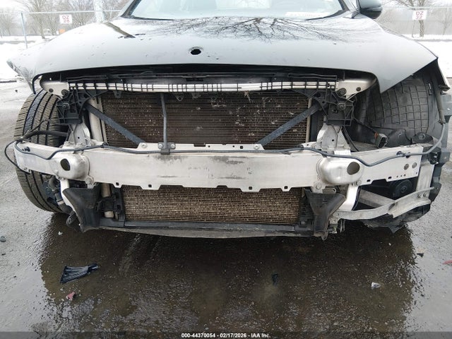 Продажа на аукционе авто 2015 Mercedes-benz C 400 4matic, vin: 55SWF6GB2FU009388, номер лота: 44370054
