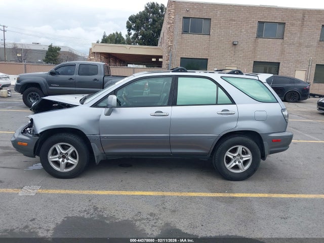 44370080 :رقم المزاد ، JTJHF10U420249511 vin ، 2002 Lexus Rx 300 مزاد بيع