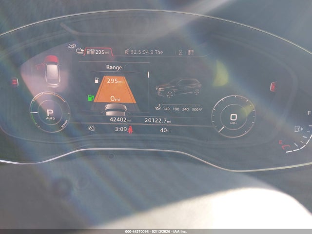 44370098 :رقم المزاد ، WA1G2AFY0L2079572 vin ، 2020 Audi Q5 Premium 55 Tfsi E Quattro S Tronic مزاد بيع