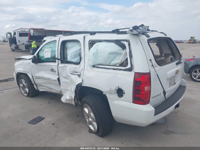 2012 CHEVROLET TAHOE 1GNSCAE08CR117055 Photo 2