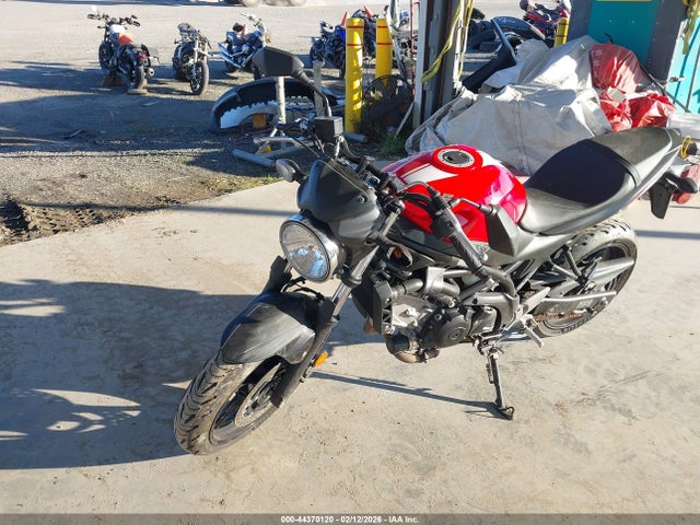JS1VP55A8H2100602 Suzuki SV650