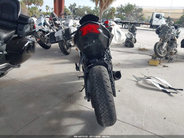 JKBZXJE17HA025466 Kawasaki Zx636 E