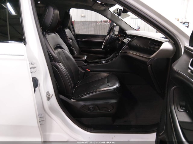 44370127 :رقم المزاد ، 1C4RJKBGXM8137254 vin ، 2021 Jeep Grand Cherokee L Limited 4x4 مزاد بيع