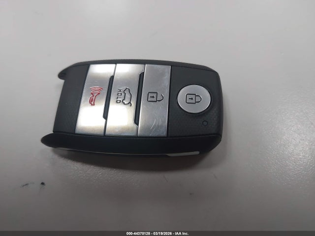 KNDCE3LG6K5030182 KIA Niro Ev Ex Premium