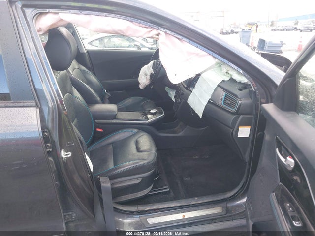 KNDCE3LG6K5030182 KIA Niro Ev Ex Premium