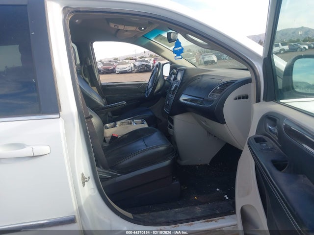 2016 CHRYSLER TOWN & COUNTRY 2C4RC1BG1GR296435 Photo 4