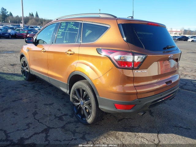 Ford ESCAPE SE 2017 1FMCU9GD2HUB16251 Image 3