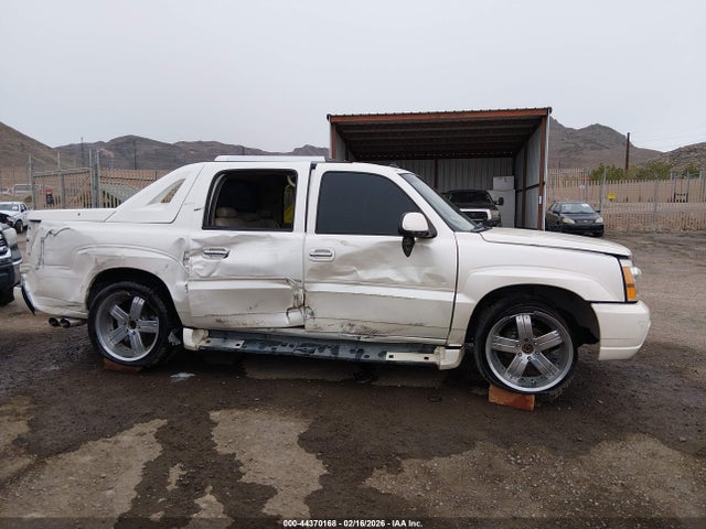 44370168 :رقم المزاد ، 3GYEK63N63G235863 vin ، 2003 Cadillac Escalade Ext Standard مزاد بيع