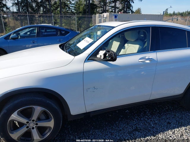 WDC0J4KB4HF189970 Mercedes-Benz Glc 300 Coupe 4matic