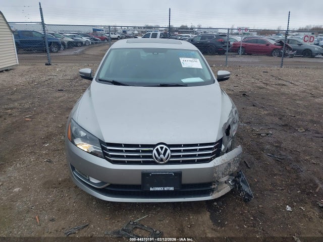 Aukcja sprzedaży 2013 Volkswagen Passat 3.6l V6 Se, vin: 1VWBM7A30DC110997, numer aukcji: 44370191