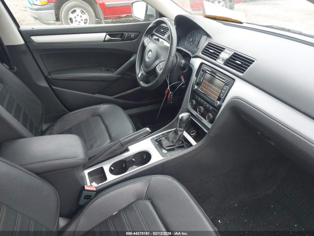 Aukcja sprzedaży 2013 Volkswagen Passat 3.6l V6 Se, vin: 1VWBM7A30DC110997, numer aukcji: 44370191
