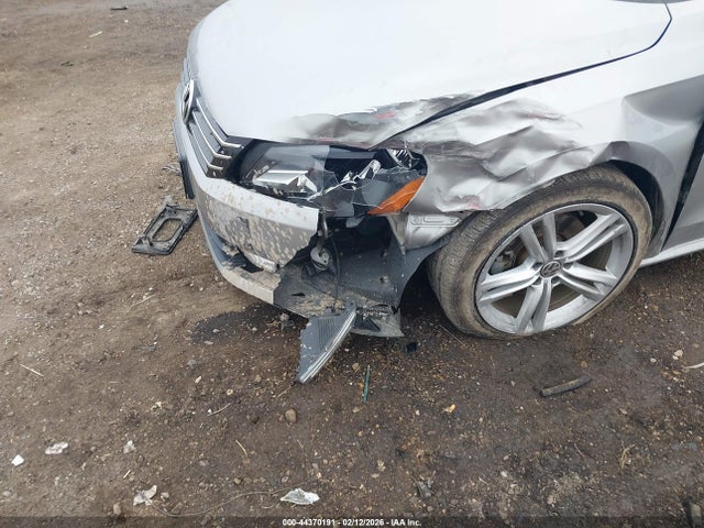 Aukcja sprzedaży 2013 Volkswagen Passat 3.6l V6 Se, vin: 1VWBM7A30DC110997, numer aukcji: 44370191