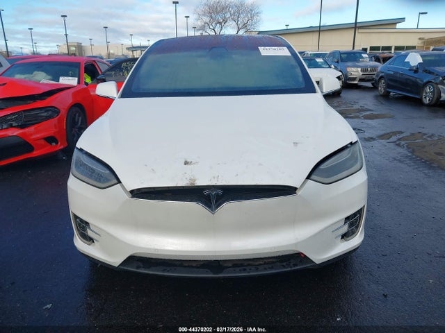 5YJXCAE2XHF029556 Tesla Model X 100d/75d/90d