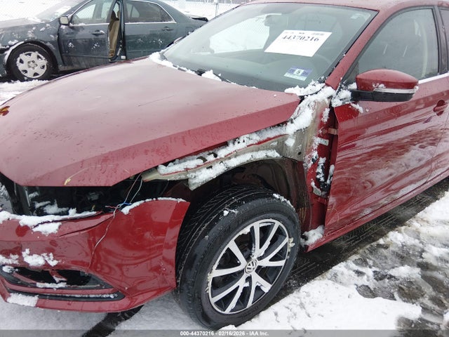 Продажа на аукционе авто 2017 Volkswagen Jetta 1.4t Se, vin: 3VWDB7AJ2HM378032, номер лота: 44370216