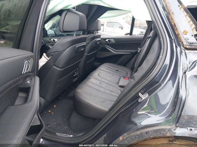 44370217 :رقم المزاد ، 5UXJU4C07M9F56949 vin ، 2021 Bmw X5 M50i مزاد بيع