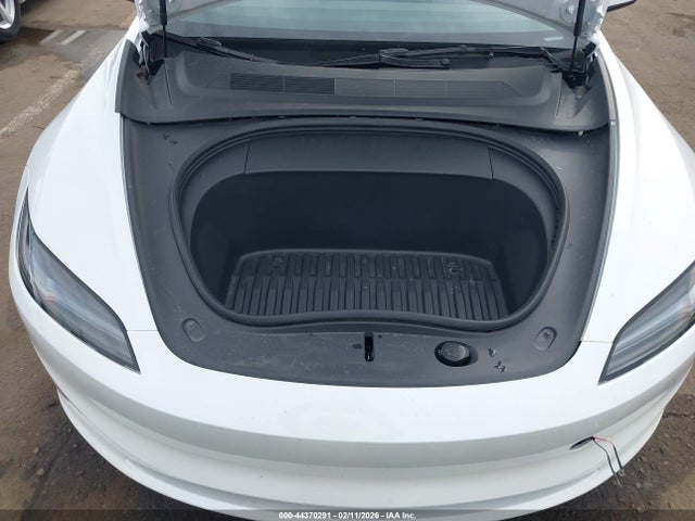 2024 TESLA MODEL 3 5YJ3E1EB5RF818367 Photo 9