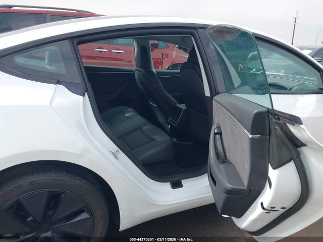 2024 TESLA MODEL 3 5YJ3E1EB5RF818367 Photo 7