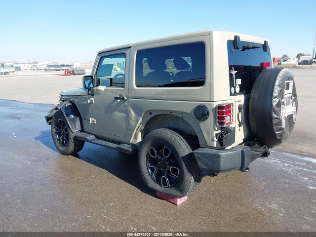 2018 JEEP WRANGLER JK 1C4AJWBG3JL834990 Photo 2
