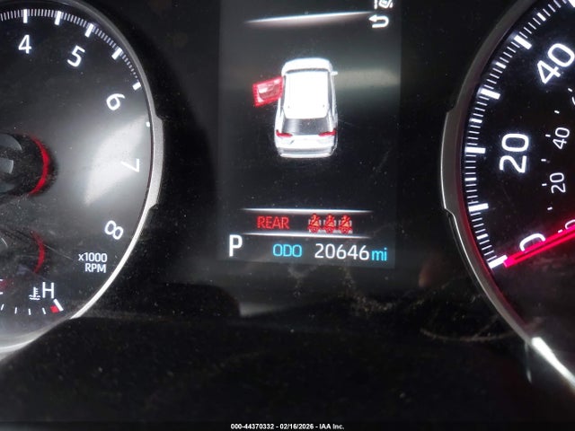 Toyota RAV4 LE 2020 JTMH1RFV1LD054945 Image 16