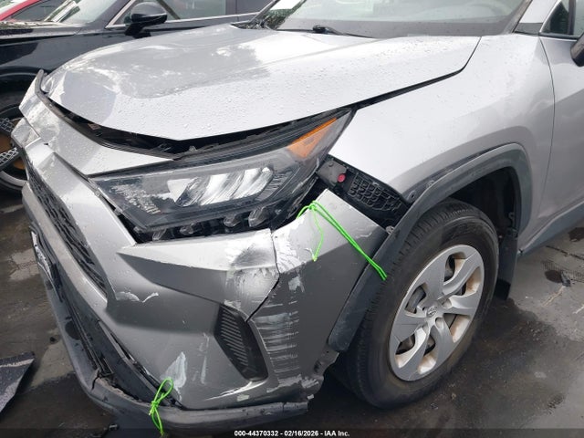 Toyota RAV4 LE 2020 JTMH1RFV1LD054945 Image 12