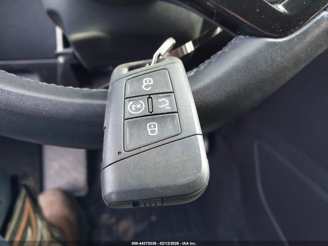 2020 VOLKSWAGEN ATLAS 1V2LR2CA9LC504650 Photo 10