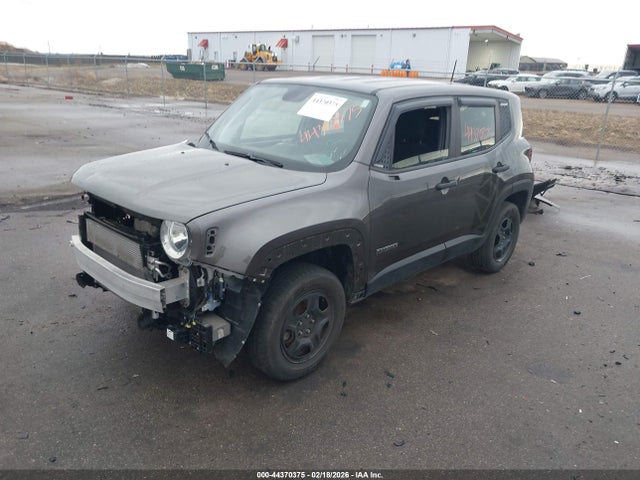 ZACCJBAB4JPJ00391 Jeep Renegade Sport 4x4