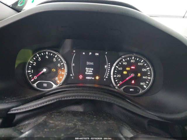 ZACCJBAB4JPJ00391 Jeep Renegade Sport 4x4