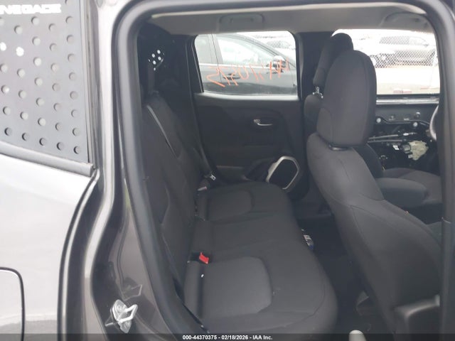 ZACCJBAB4JPJ00391 Jeep Renegade Sport 4x4