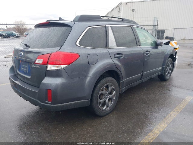 Subaru Outback 2.5i Premium 2014 4S4BRCCCXE3260641 Image 4
