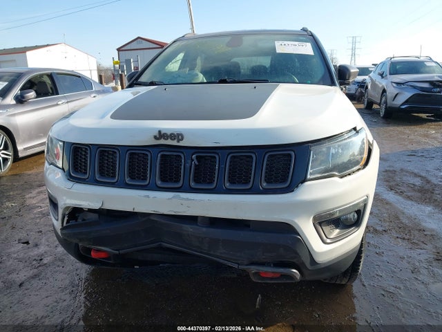 2018 Jeep Compass Trailhawk 4x4 მანქანა იყიდება აუქციონზე, vin: 3C4NJDDB4JT256216, აუქციონის ნომერი: 44370397