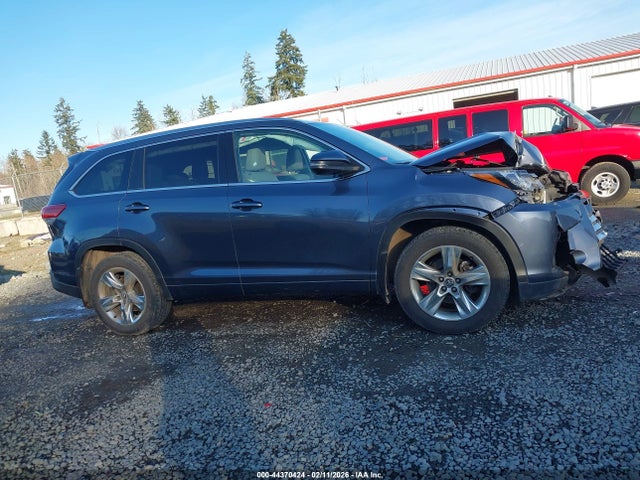 Toyota Highlander Limited 2018 5TDDZRFH2JS843804 Image 13