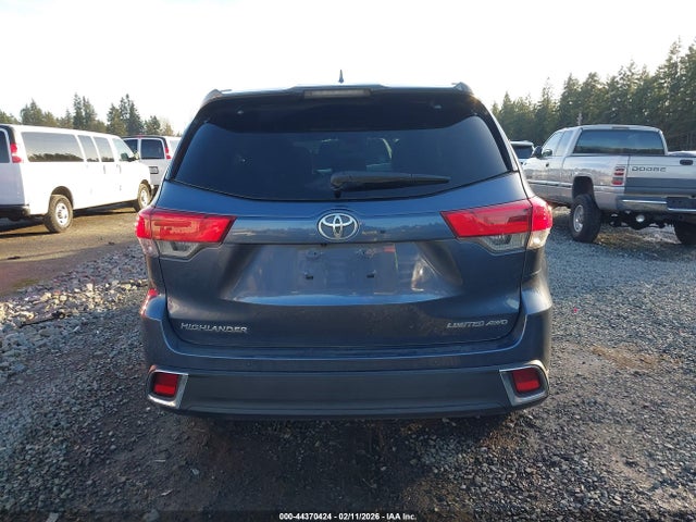 Toyota Highlander Limited 2018 5TDDZRFH2JS843804 Image 16