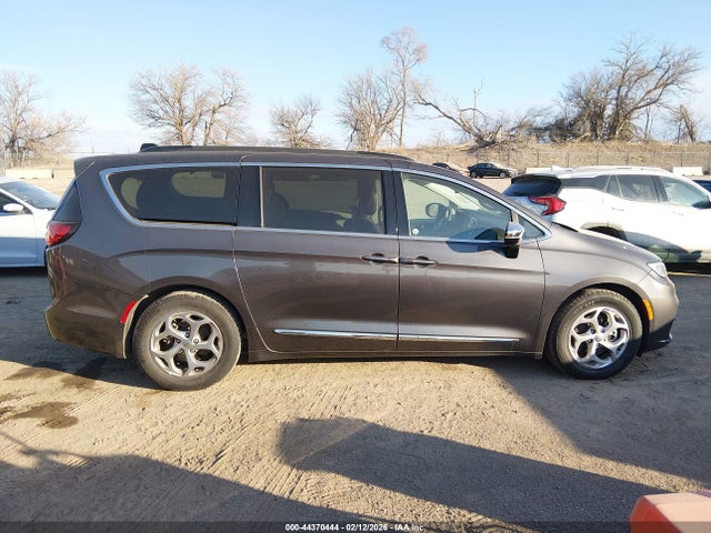 2023 Chrysler Pacifica Limited მანქანა იყიდება აუქციონზე, vin: 2C4RC1GG8PR551641, აუქციონის ნომერი: 44370444