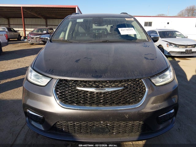 2023 Chrysler Pacifica Limited მანქანა იყიდება აუქციონზე, vin: 2C4RC1GG8PR551641, აუქციონის ნომერი: 44370444