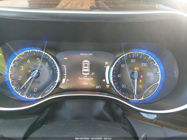 2023 Chrysler Pacifica Limited მანქანა იყიდება აუქციონზე, vin: 2C4RC1GG8PR551641, აუქციონის ნომერი: 44370444