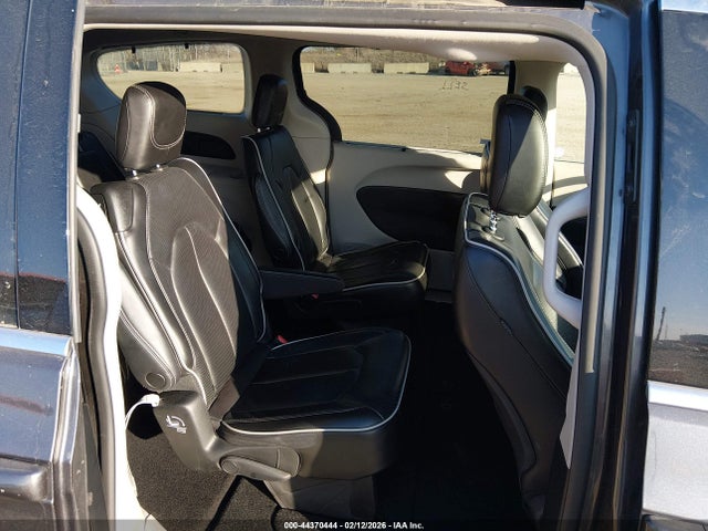 2023 Chrysler Pacifica Limited მანქანა იყიდება აუქციონზე, vin: 2C4RC1GG8PR551641, აუქციონის ნომერი: 44370444