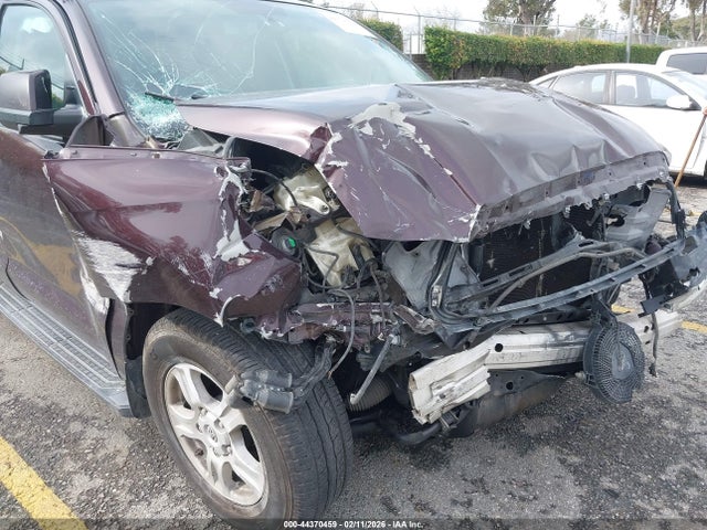 5TDZY5G13ES054683 Toyota Sequoia Sr5 5.7l V8