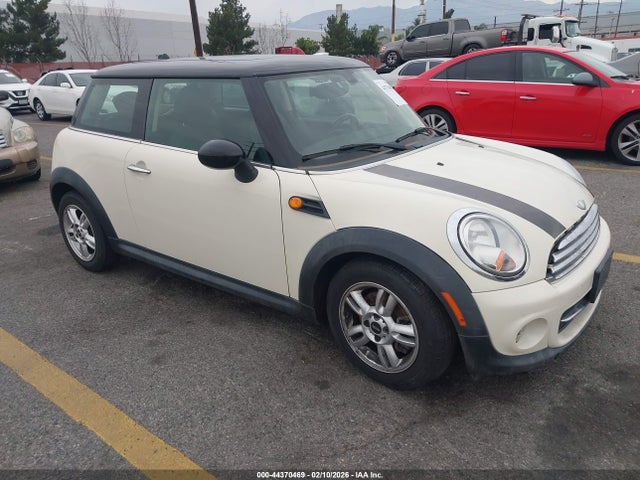 2013 MINI HARDTOP WMWSU3C58DT690619 Photo 0
