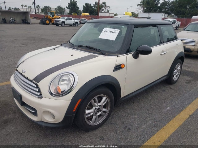 2013 MINI HARDTOP WMWSU3C58DT690619 Photo 1