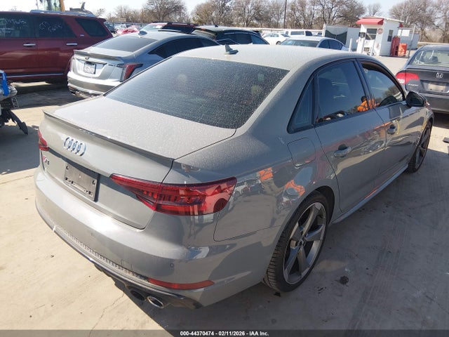 2019 AUDI S4 WAUC4AF46KA003450 Photo 3