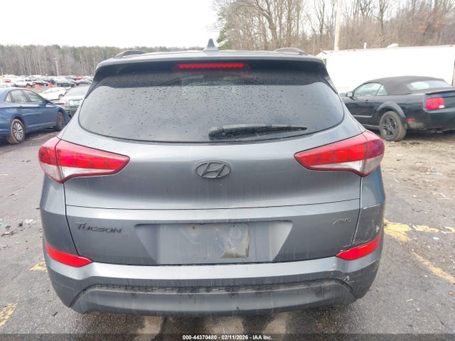Auction sale of the 2017 Hyundai Tucson Se Plus, vin: KM8J3CA48HU481923, lot number: 44370480
