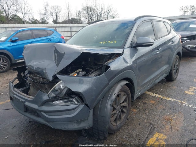 Auction sale of the 2017 Hyundai Tucson Se Plus, vin: KM8J3CA48HU481923, lot number: 44370480