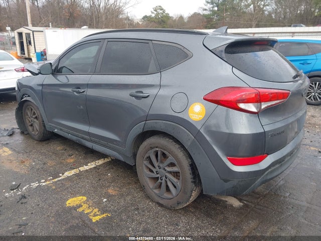 Auction sale of the 2017 Hyundai Tucson Se Plus, vin: KM8J3CA48HU481923, lot number: 44370480