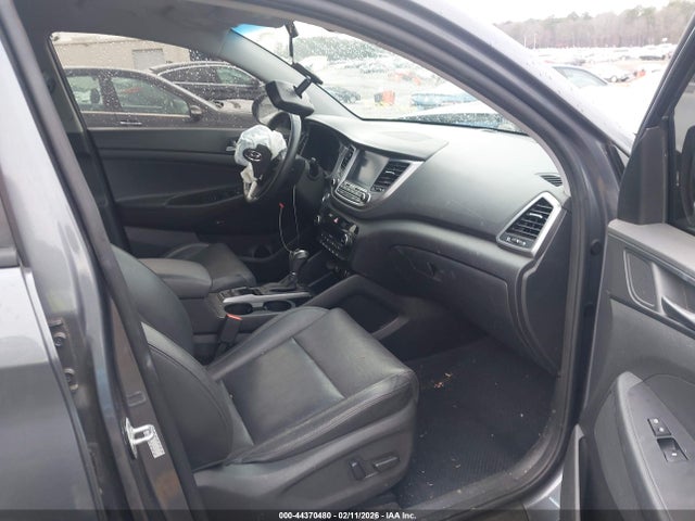 Auction sale of the 2017 Hyundai Tucson Se Plus, vin: KM8J3CA48HU481923, lot number: 44370480