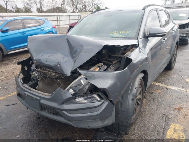 Auction sale of the 2017 Hyundai Tucson Se Plus, vin: KM8J3CA48HU481923, lot number: 44370480